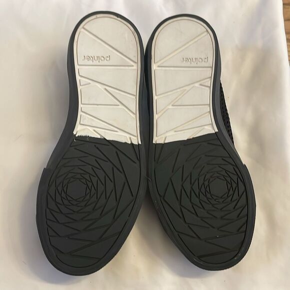 POINTER BLACK SNEAKERS.   LOW CUT, VULCANIZE SOLE.  NEW IN BOX - Picture 6 of 11